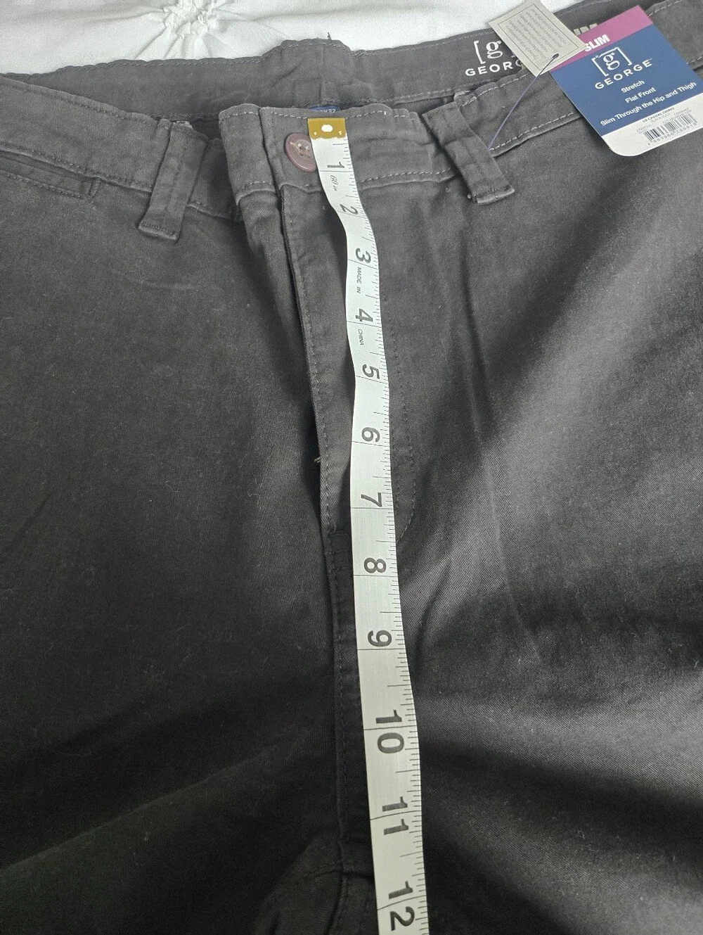 Men's Black Straight-Leg Chinos, NEW. Size 40x32